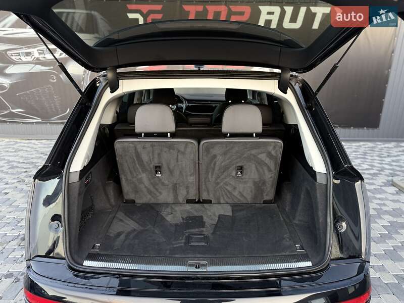 Позашляховик / Кросовер Audi Q7 2020 в Львові