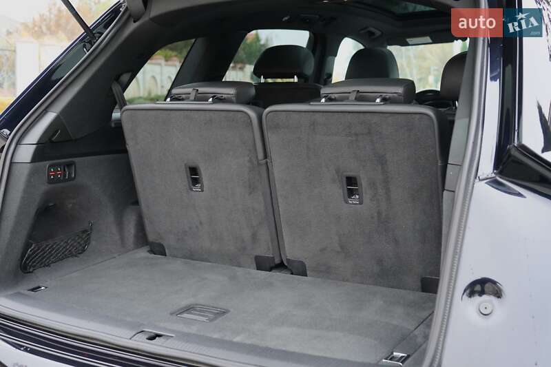 Внедорожник / Кроссовер Audi Q7 2017 в Одессе