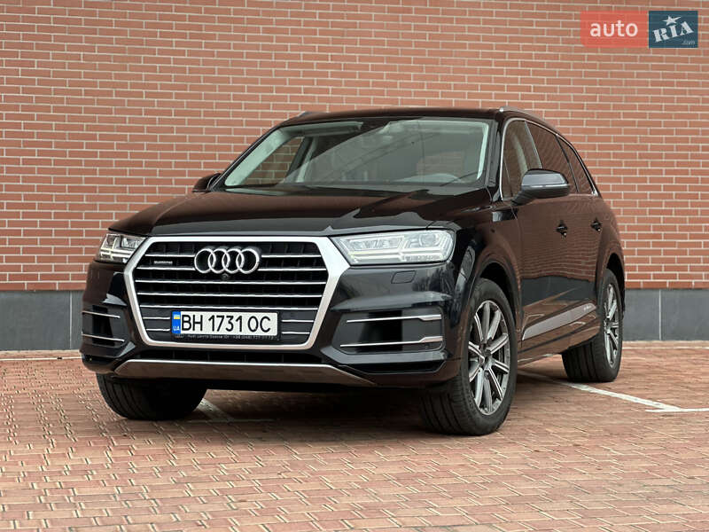 Внедорожник / Кроссовер Audi Q7 2018 в Одессе