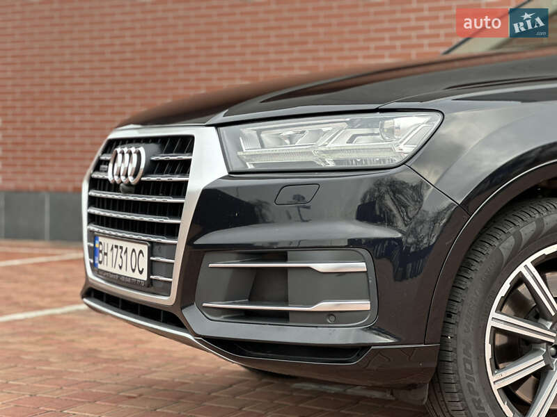Внедорожник / Кроссовер Audi Q7 2018 в Одессе