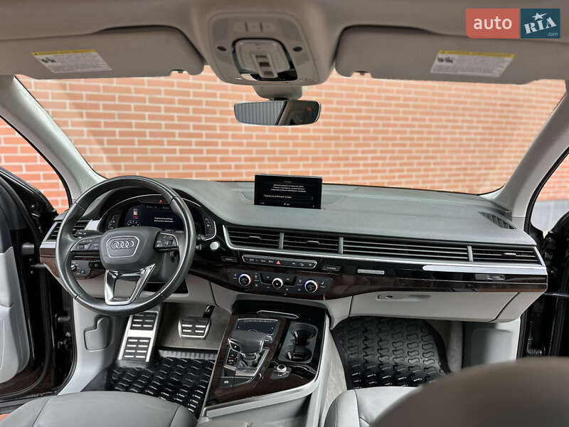 Внедорожник / Кроссовер Audi Q7 2018 в Одессе