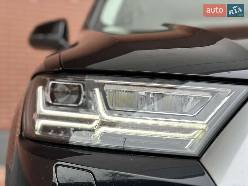 Внедорожник / Кроссовер Audi Q7 2018 в Одессе