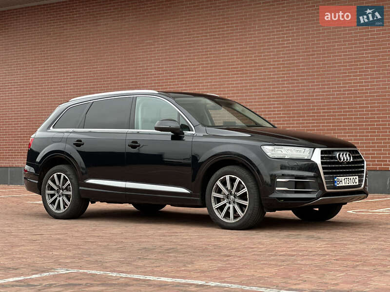 Внедорожник / Кроссовер Audi Q7 2018 в Одессе