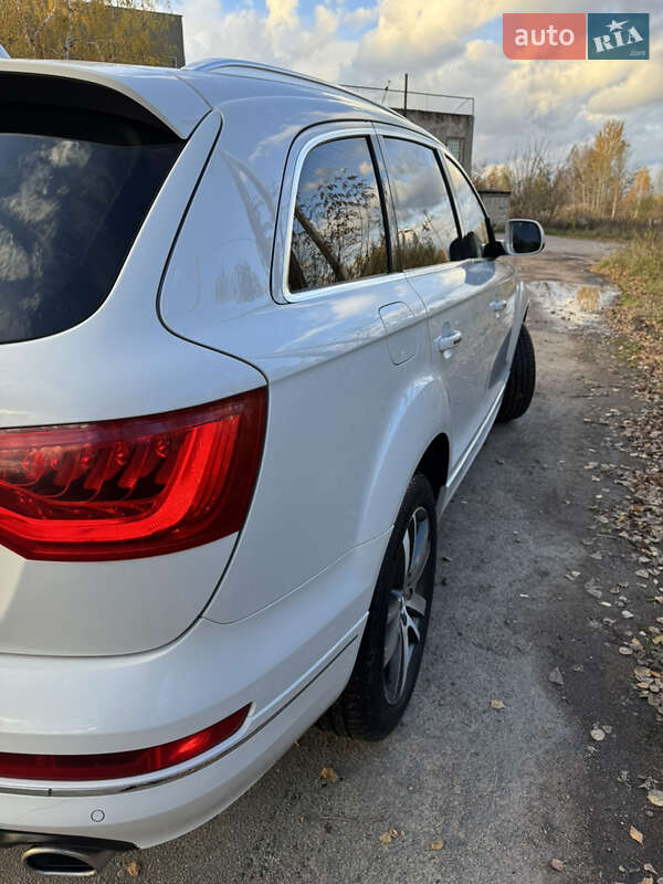 Внедорожник / Кроссовер Audi Q7 2012 в Житомире