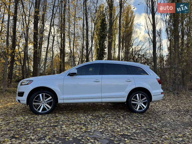 Внедорожник / Кроссовер Audi Q7 2012 в Житомире