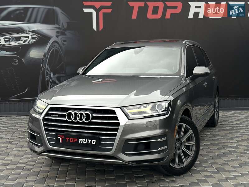 Позашляховик / Кросовер Audi Q7 2017 в Львові