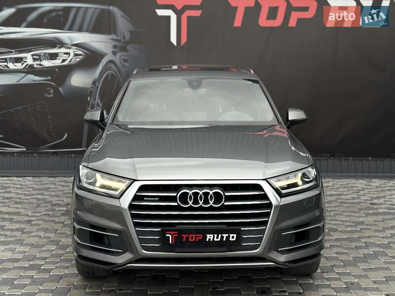 Позашляховик / Кросовер Audi Q7 2017 в Львові