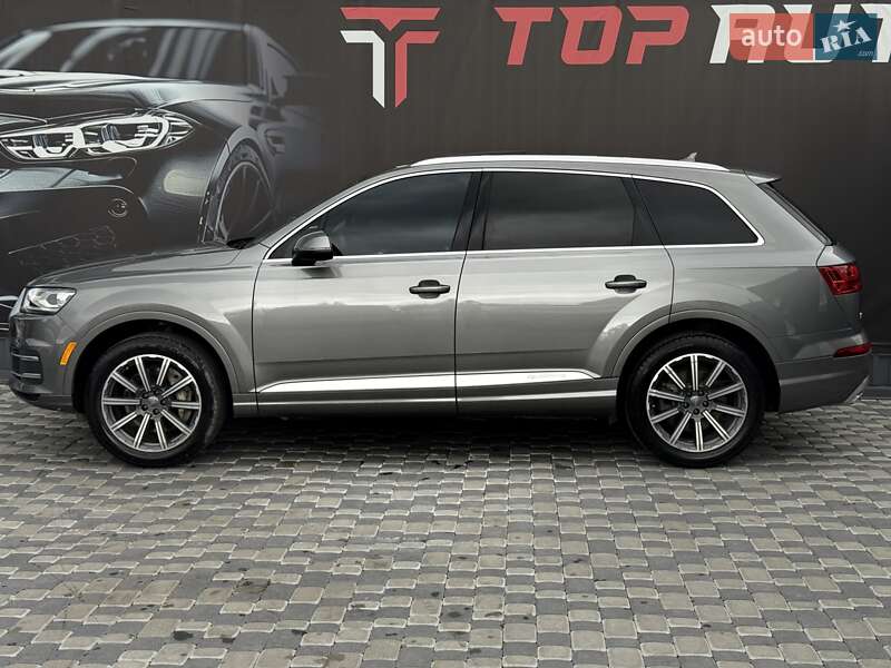 Позашляховик / Кросовер Audi Q7 2017 в Львові