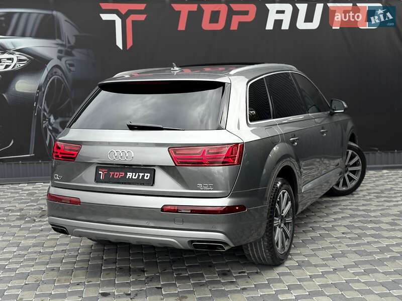 Позашляховик / Кросовер Audi Q7 2017 в Львові