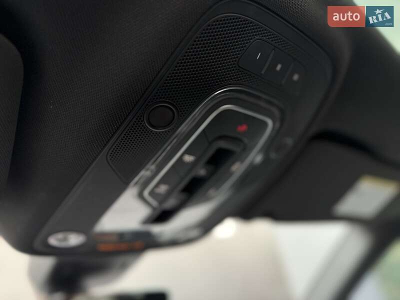 Позашляховик / Кросовер Audi Q7 2017 в Львові