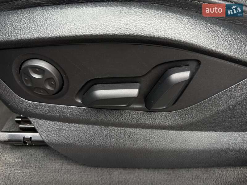 Позашляховик / Кросовер Audi Q7 2017 в Львові