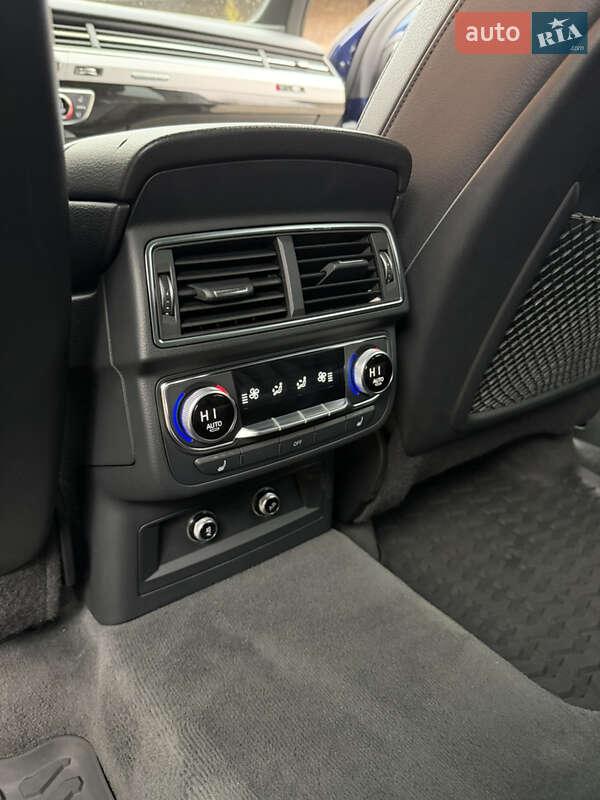Внедорожник / Кроссовер Audi Q7 2019 в Ровно