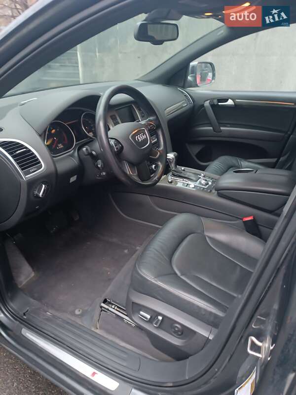 Внедорожник / Кроссовер Audi Q7 2015 в Киеве фото 23 Внедорожник / Кроссовер Audi Q7 2015 в Киеве