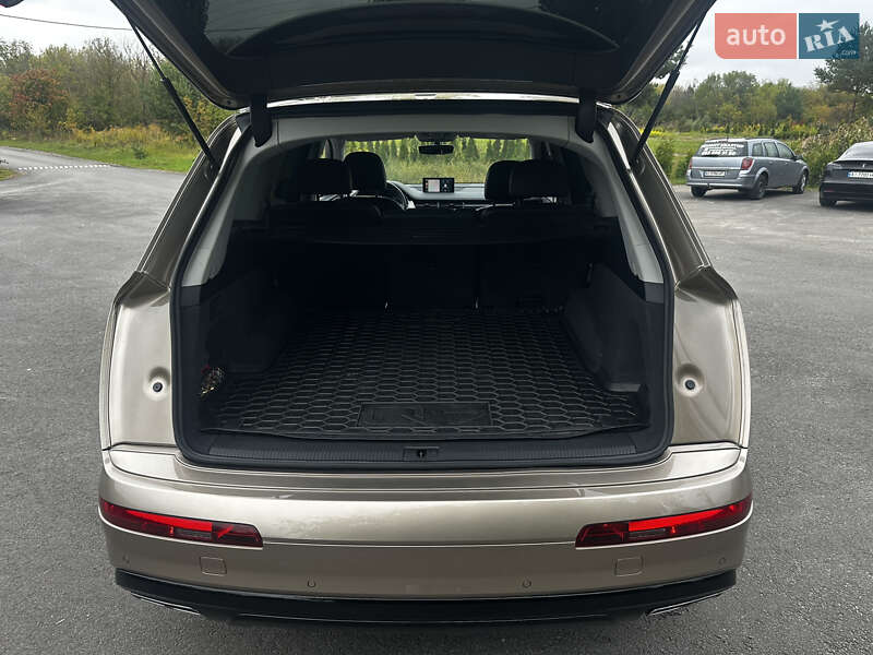 Внедорожник / Кроссовер Audi Q7 2018 в Киеве фото 42 Внедорожник / Кроссовер Audi Q7 2018 в Киеве