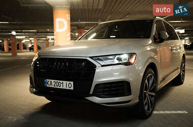 Позашляховик / Кросовер Audi Q7 2020 в Києві