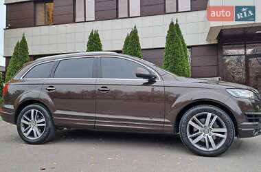 Позашляховик / Кросовер Audi Q7 2014 в Дніпрі