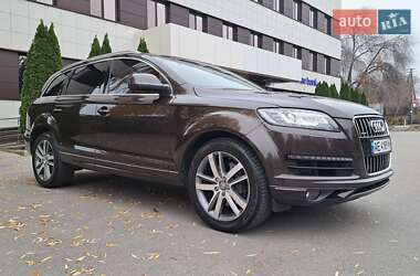 Позашляховик / Кросовер Audi Q7 2014 в Дніпрі