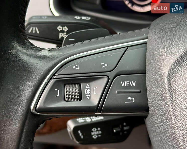 Позашляховик / Кросовер Audi Q7 2016 в Києві