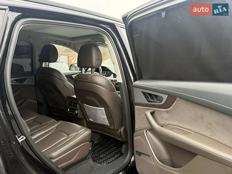 Внедорожник / Кроссовер Audi Q7 2018 в Хмельницком