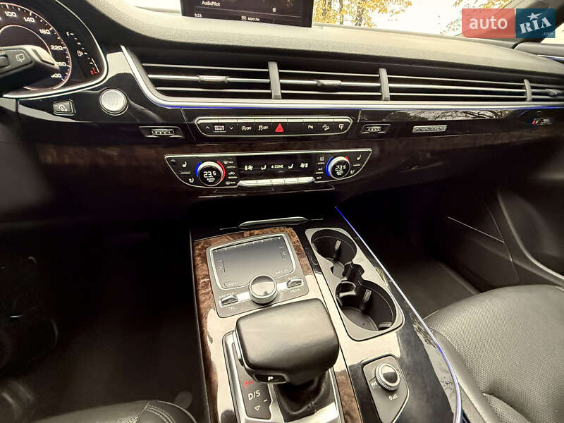 Позашляховик / Кросовер Audi Q7 2016 в Харкові фото 33 Позашляховик / Кросовер Audi Q7 2016 в Харкові