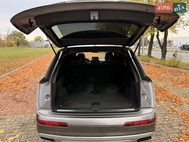 Позашляховик / Кросовер Audi Q7 2016 в Харкові фото 37 Позашляховик / Кросовер Audi Q7 2016 в Харкові