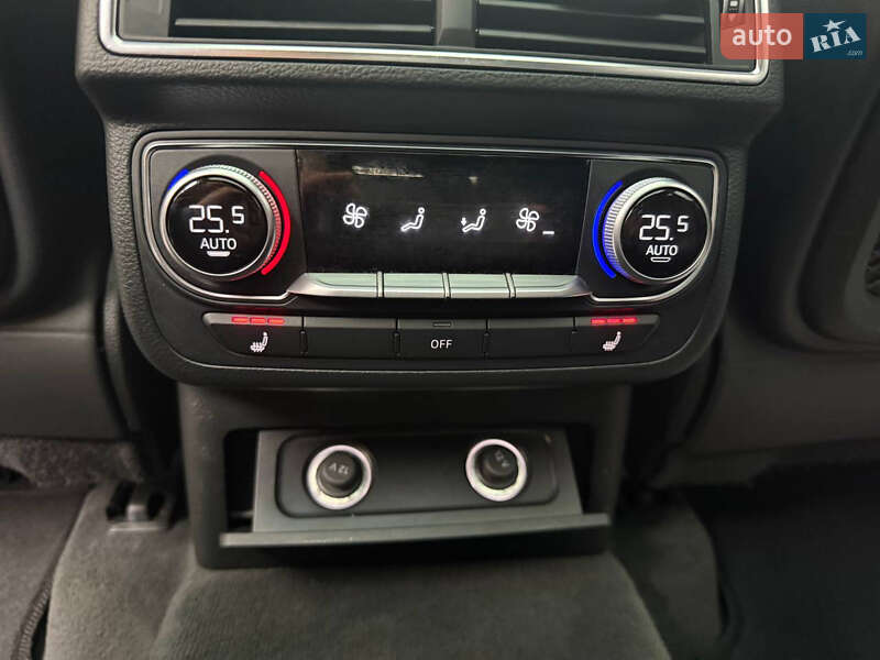 Внедорожник / Кроссовер Audi Q7 2016 в Виннице