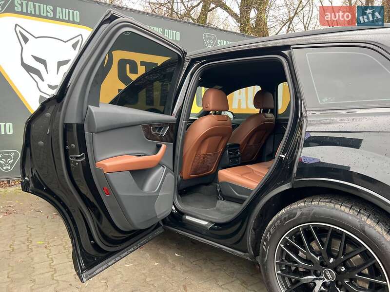Внедорожник / Кроссовер Audi Q7 2021 в Хмельницком