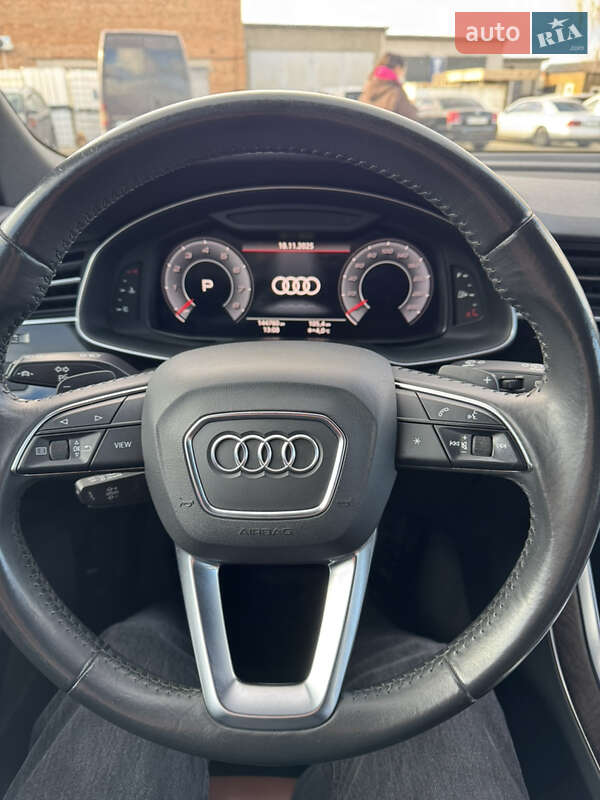 Позашляховик / Кросовер Audi Q7 2020 в Луцьку