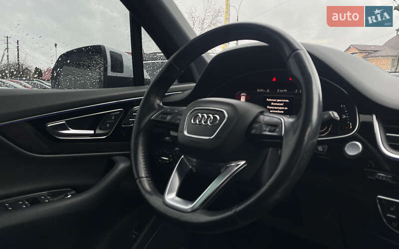 Позашляховик / Кросовер Audi Q7 2016 в Коломиї