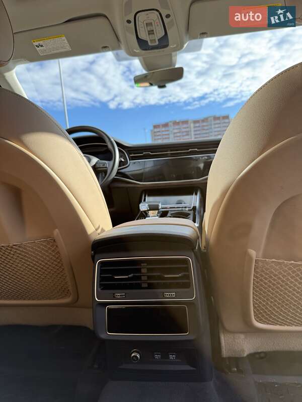 Внедорожник / Кроссовер Audi Q7 2019 в Львове