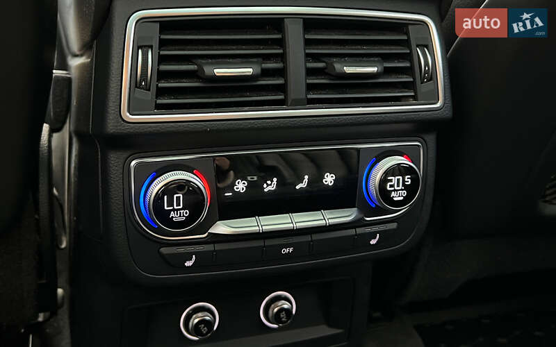 Позашляховик / Кросовер Audi Q7 2017 в Львові