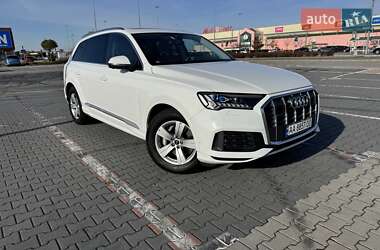 Внедорожник / Кроссовер Audi Q7 2021 в Киеве