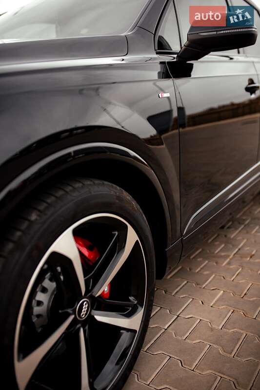 Внедорожник / Кроссовер Audi Q7 2017 в Горохове фото 4 Внедорожник / Кроссовер Audi Q7 2017 в Горохове