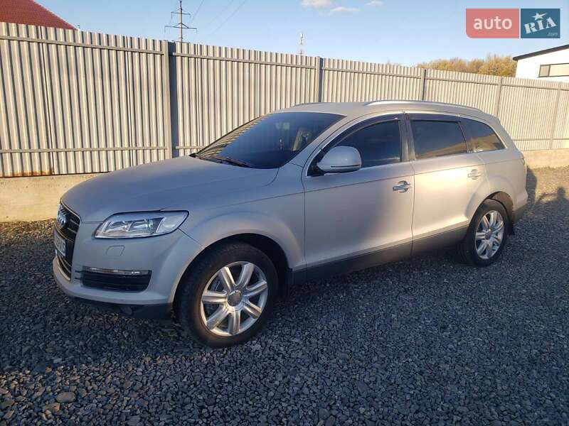 Позашляховик / Кросовер Audi Q7 2008 в Мукачевому
