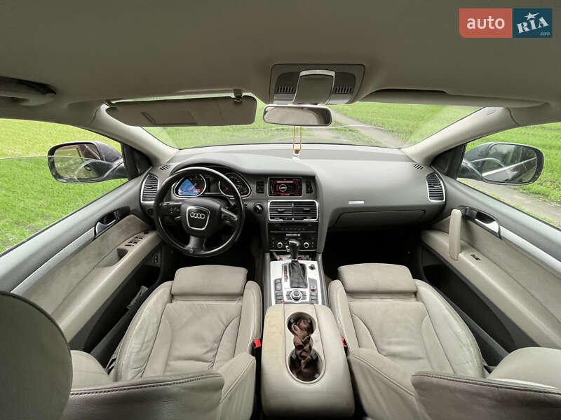 Позашляховик / Кросовер Audi Q7 2007 в Черкасах фото 17 Позашляховик / Кросовер Audi Q7 2007 в Черкасах