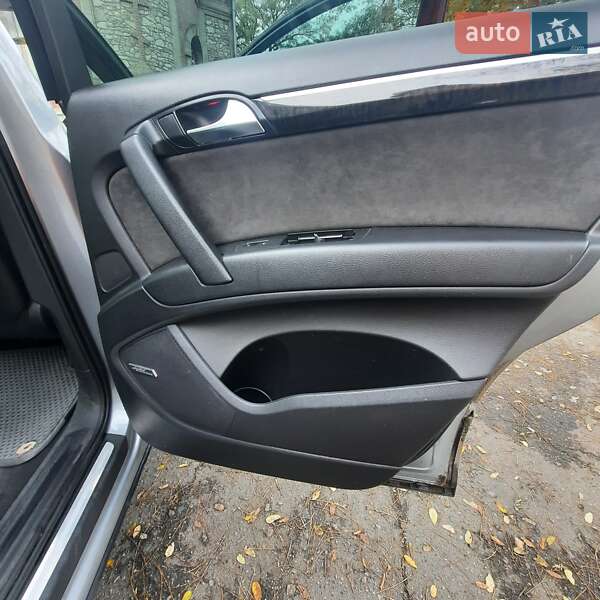 Позашляховик / Кросовер Audi Q7 2007 в Ізмаїлі фото 4 Позашляховик / Кросовер Audi Q7 2007 в Ізмаїлі