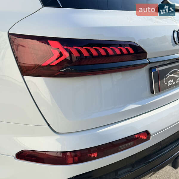 Внедорожник / Кроссовер Audi Q7 2022 в Киеве фото 7 Внедорожник / Кроссовер Audi Q7 2022 в Киеве