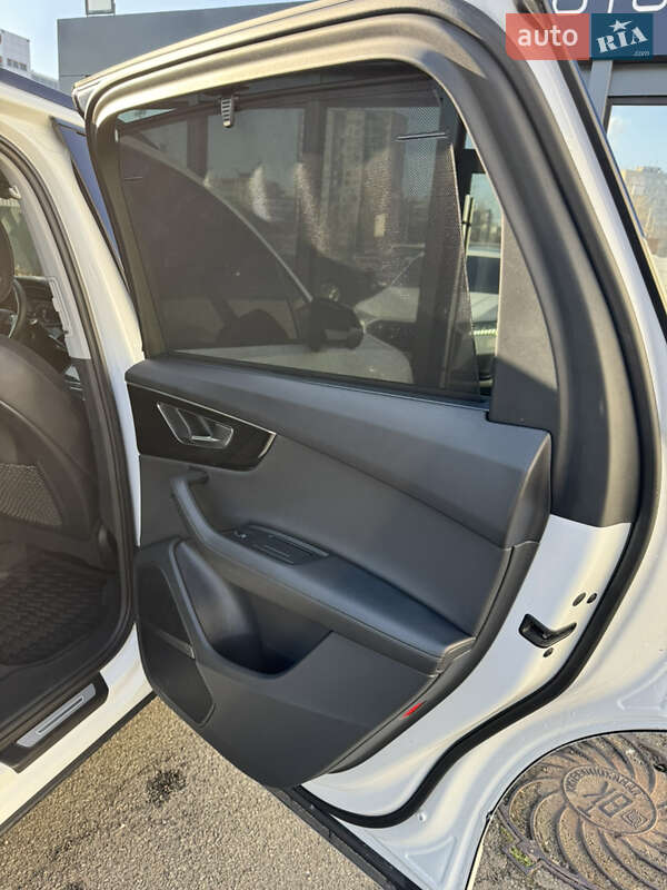 Внедорожник / Кроссовер Audi Q7 2022 в Киеве фото 29 Внедорожник / Кроссовер Audi Q7 2022 в Киеве