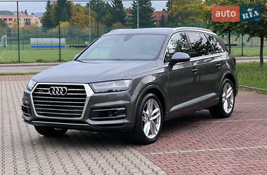 Внедорожник / Кроссовер Audi Q7 2017 в Виннице