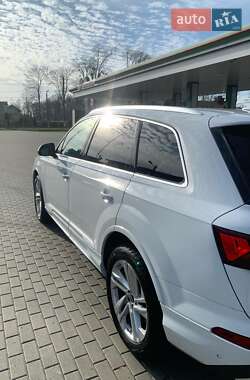 Внедорожник / Кроссовер Audi Q7 2021 в Житомире
