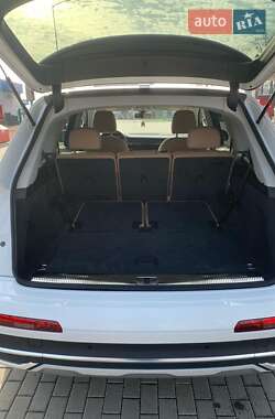 Внедорожник / Кроссовер Audi Q7 2021 в Житомире