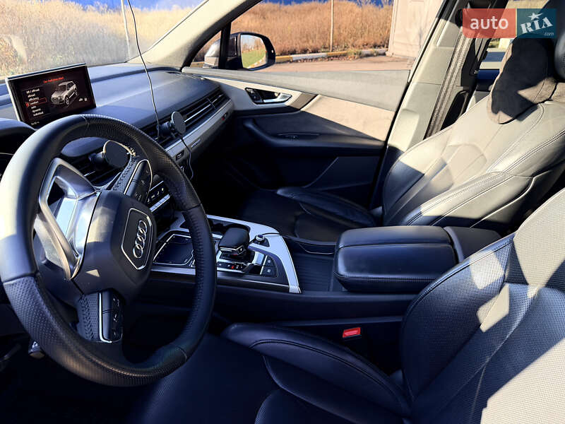 Позашляховик / Кросовер Audi Q7 2017 в Ірпені