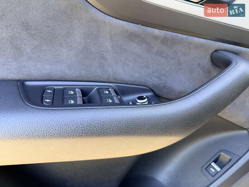 Позашляховик / Кросовер Audi Q7 2017 в Ірпені