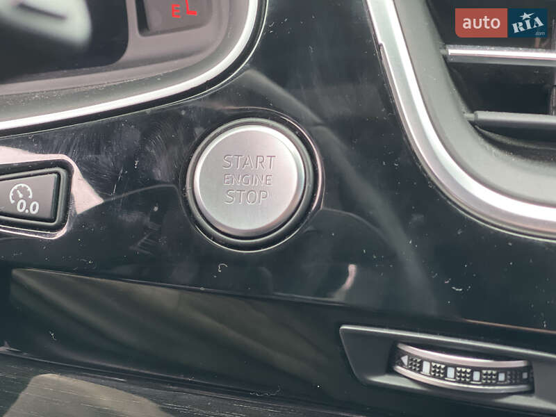 Позашляховик / Кросовер Audi Q7 2017 в Нововолинську