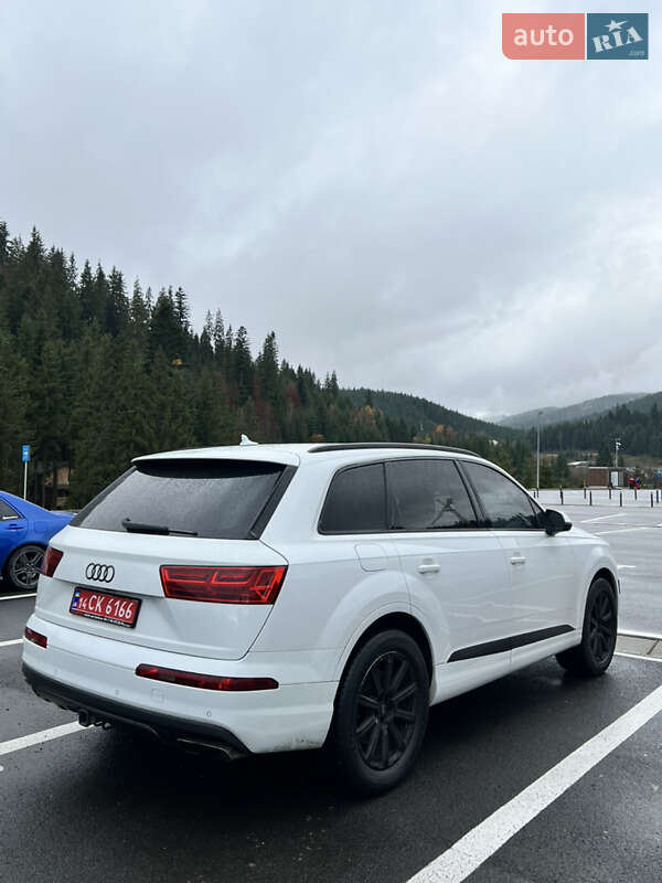 Внедорожник / Кроссовер Audi Q7 2016 в Львове