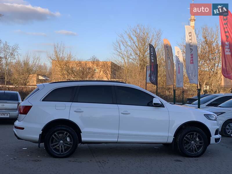Позашляховик / Кросовер Audi Q7 2011 в Бердичеві