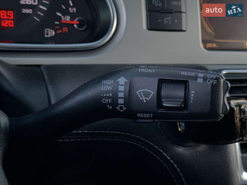 Позашляховик / Кросовер Audi Q7 2011 в Бердичеві