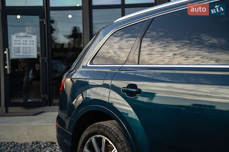 Позашляховик / Кросовер Audi Q7 2018 в Чернівцях фото 9 Позашляховик / Кросовер Audi Q7 2018 в Чернівцях