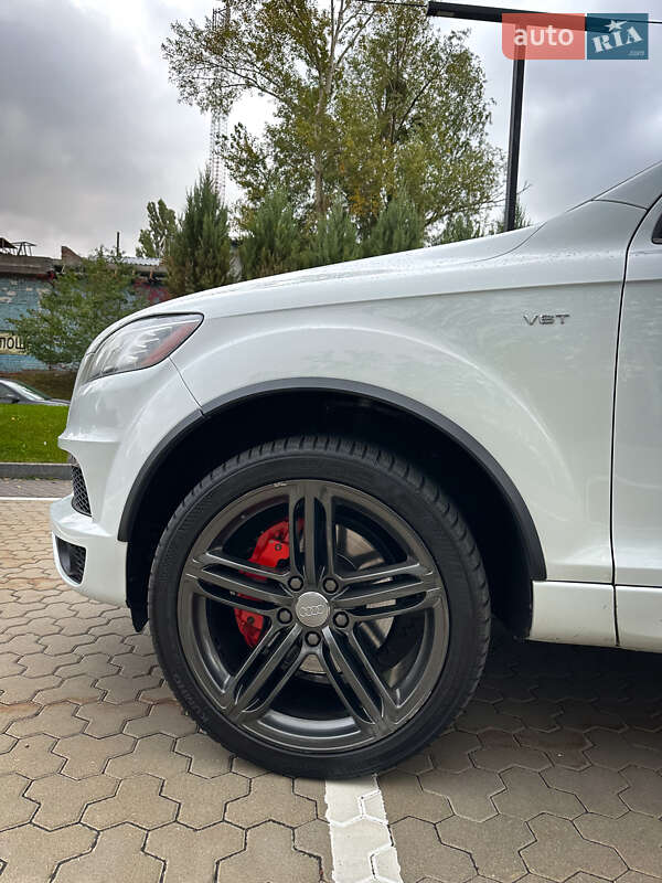 Внедорожник / Кроссовер Audi Q7 2013 в Киеве