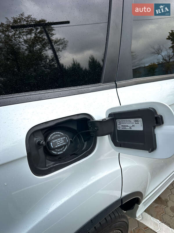 Внедорожник / Кроссовер Audi Q7 2013 в Киеве